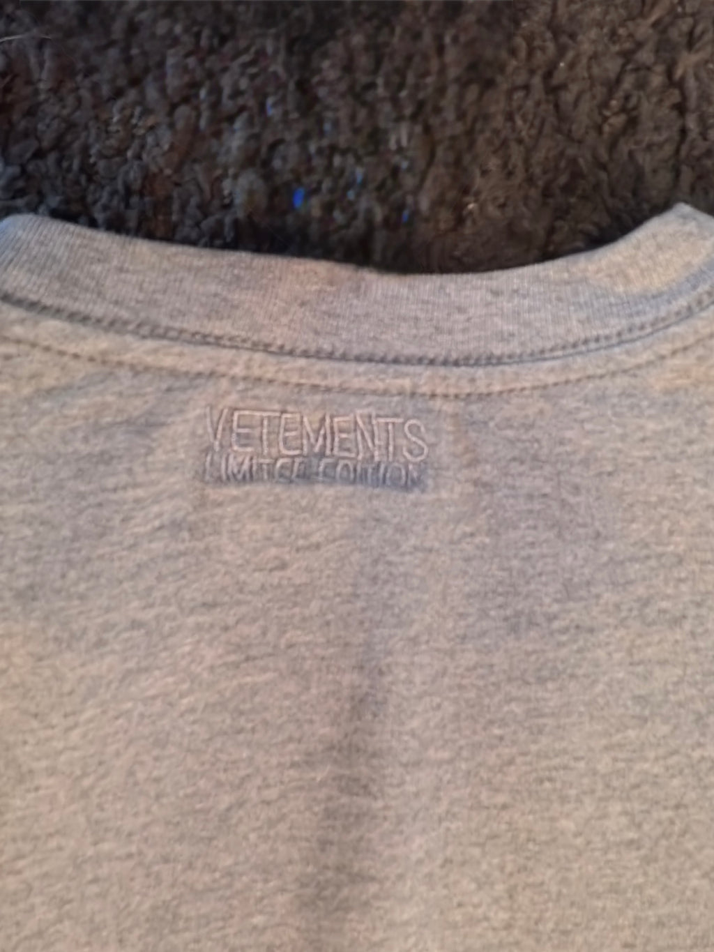 Vetements Longsleeve